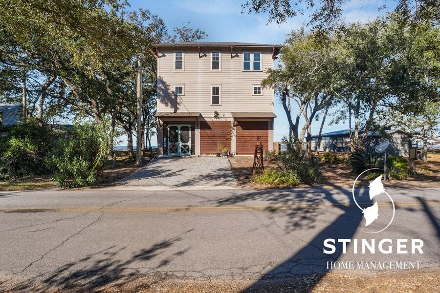 47 Bay Point Rd in Saint Helena Island, SC - Building Photo