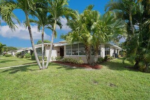 1317 High Point Way SE in Delray Beach, FL - Building Photo