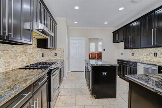 15838 Red Hill Trail in Houston, TX - Building Photo - Building Photo