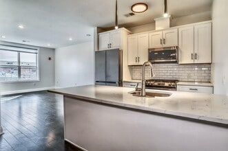 1901 Summit Ave in Union City, NJ - Building Photo - Building Photo