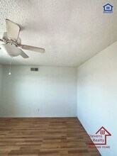 2111 NW Lindy Ave in Lawton, OK - Building Photo - Building Photo