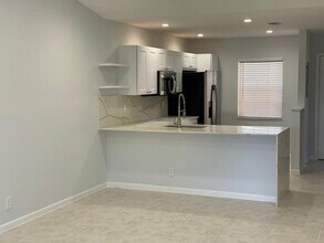 9973 Three Lakes Cir in Boca Raton, FL - Building Photo - Building Photo