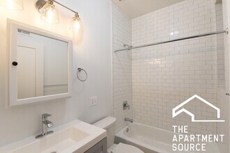 3405 W Fullerton Ave, Unit 2 in Chicago, IL - Building Photo - Building Photo