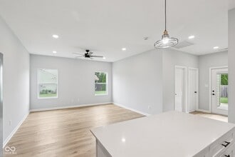 8355 Fieldfare Way in Indianapolis, IN - Building Photo - Building Photo