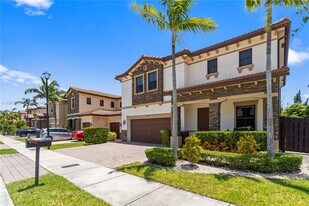 9974 NW 86th Ter in Doral, FL - Building Photo