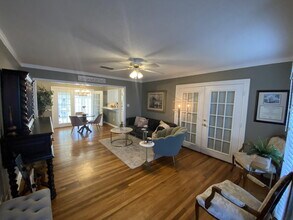 3315 25th St in Lubbock, TX - Foto de edificio - Building Photo