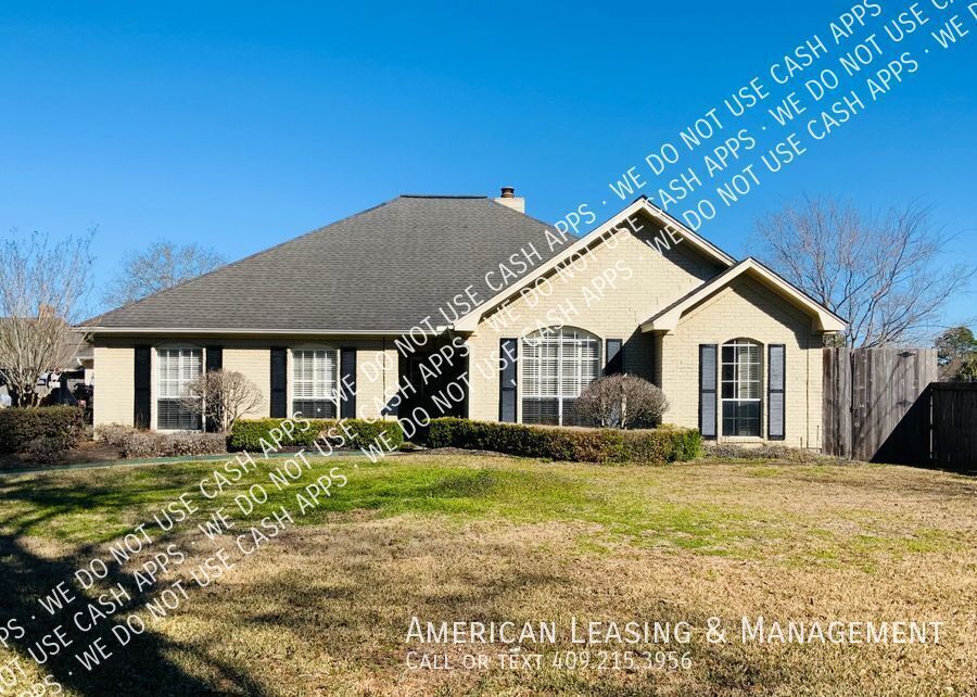 4820 Edgewood Ln in Beaumont, TX - Building Photo