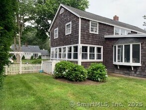 15 Maple Ave in Madison, CT - Building Photo - Building Photo