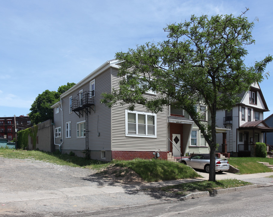 328 University Ave in Rochester, NY - Building Photo