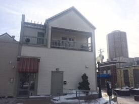 1316 E Brady St, Unit B