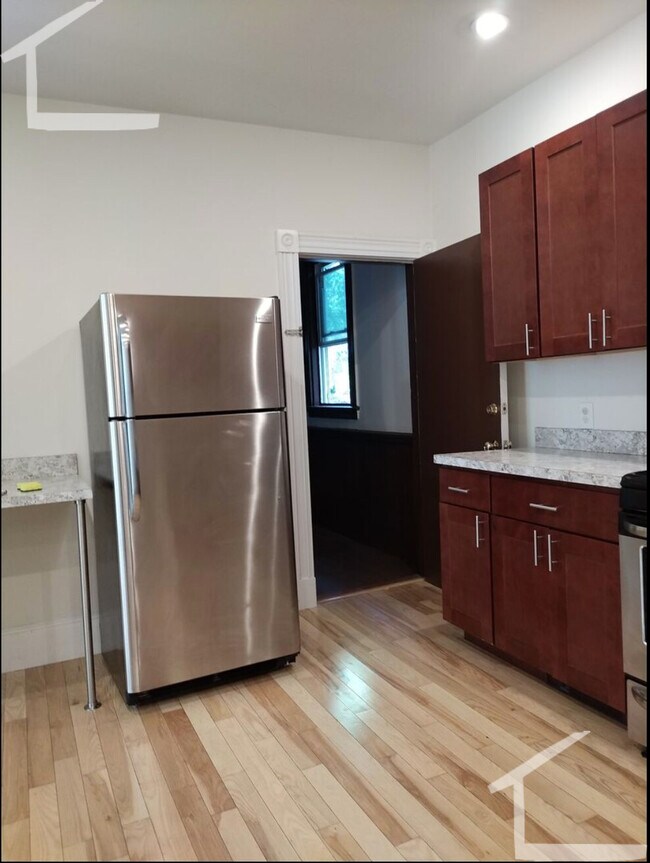 99 Calumet St, Unit 3 in Boston, MA - Building Photo - Building Photo