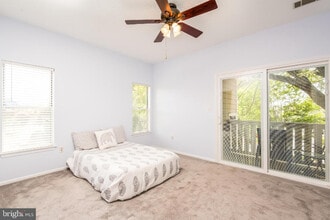 6011 Rosebud Ln in Centreville, VA - Building Photo - Building Photo