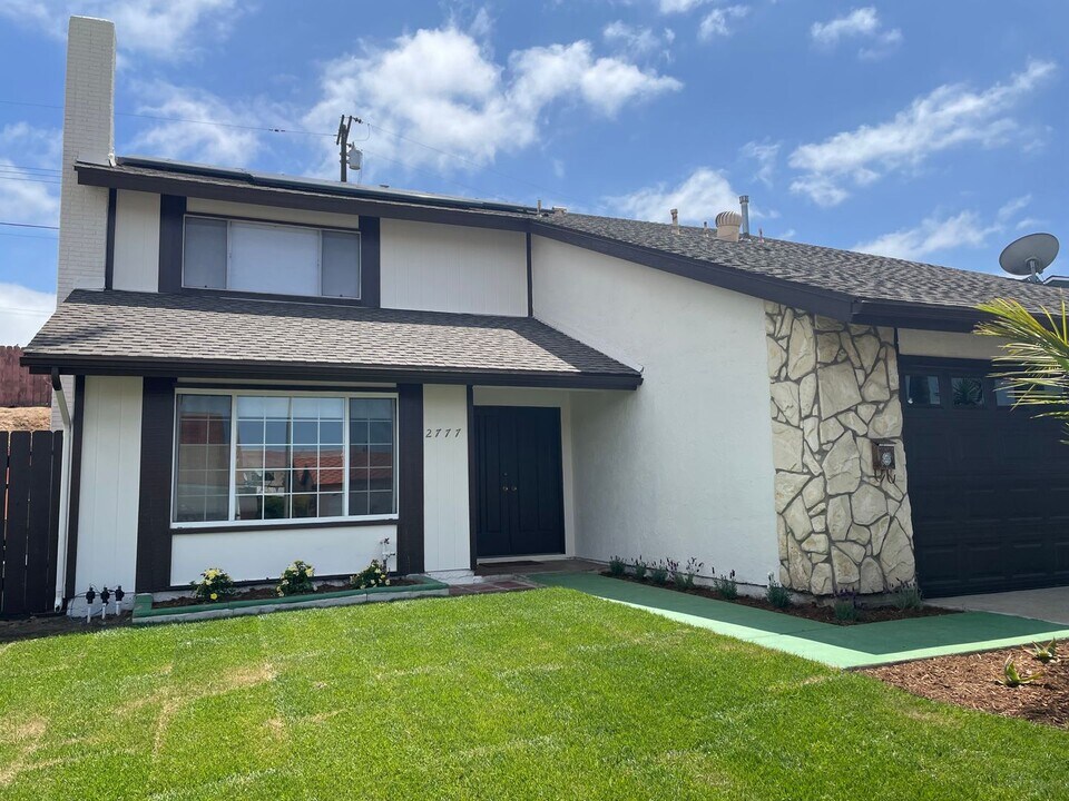 2777 Lancha St in San Diego, CA - Building Photo