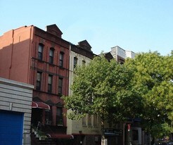256 W 135th St in New York, NY - Building Photo