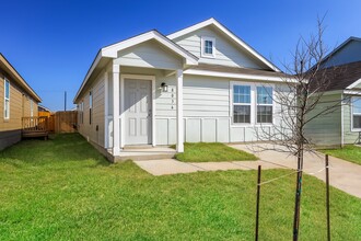 8079 Nube Medina in San Antonio, TX - Building Photo - Building Photo