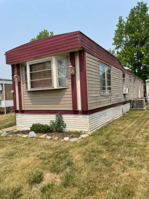5240 Sportscraft Dr in Dayton, OH - Building Photo - Building Photo