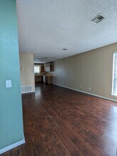 712 Swan Lake Rd in Edmond, OK - Building Photo - Building Photo