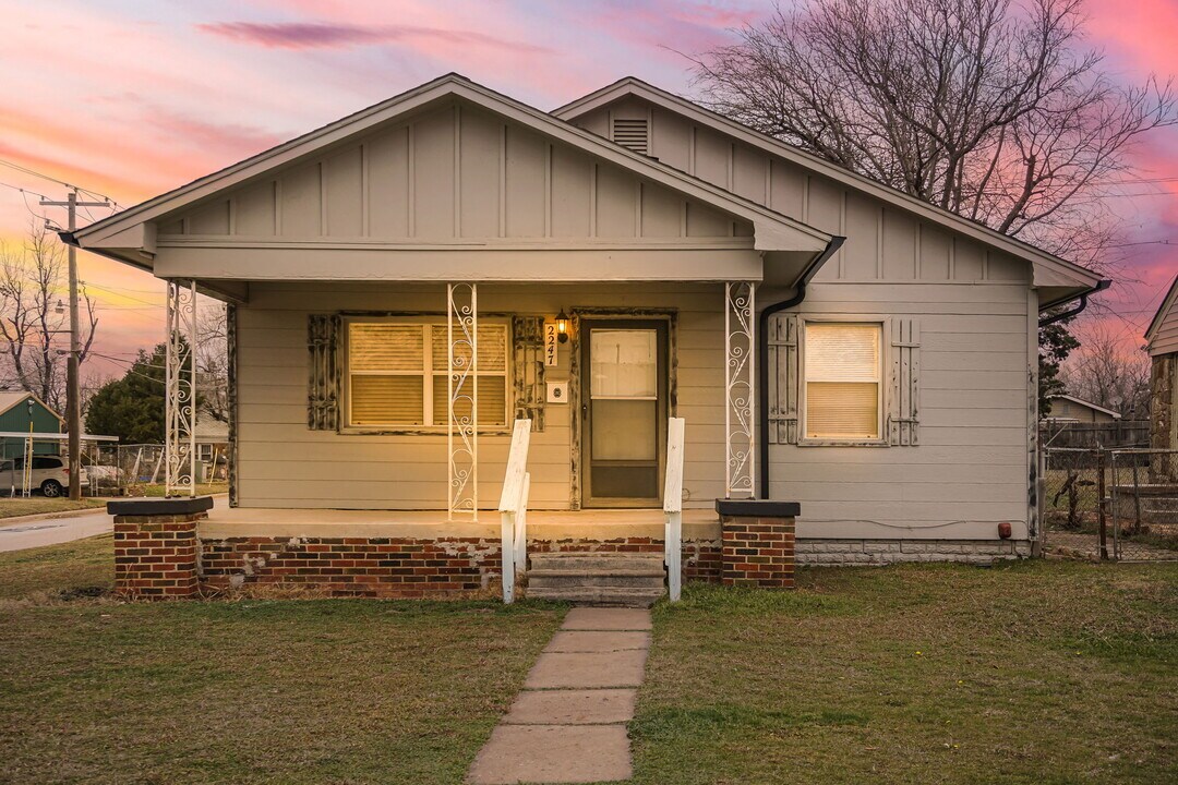 2247 NW 34th St in Oklahoma City, OK - Building Photo