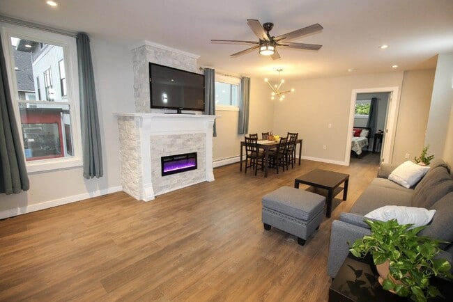 522 - 528 Stewart Ave