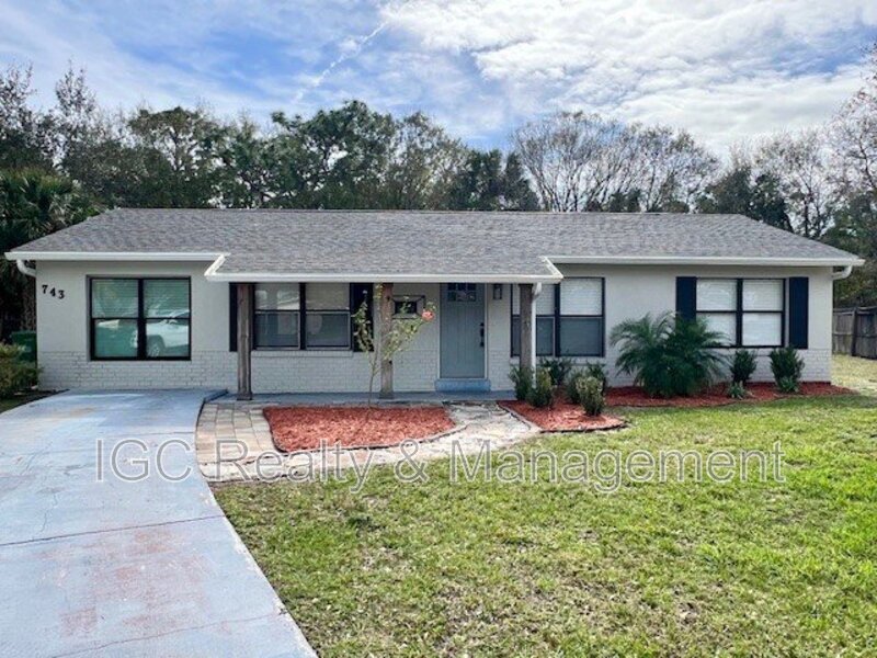 743 Samuel Chase Ln in Melbourne, FL - Building Photo