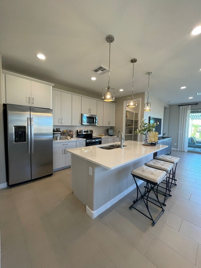 1631 E Paul Dr in Casa Grande, AZ - Building Photo - Building Photo