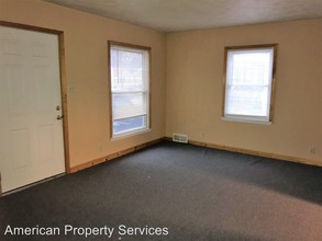 1124 Pomeroy St in Manhattan, KS - Building Photo - Building Photo