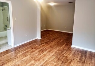 615 Park Grove Ln in Katy, TX - Foto de edificio - Building Photo