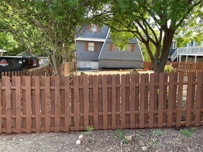 1129 Scenic Dr in Granbury, TX - Building Photo - Building Photo