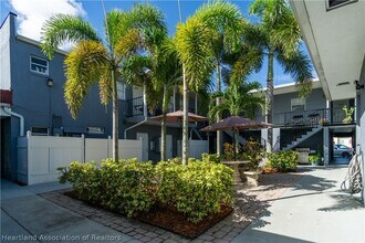 241 S Commerce Ave-Unit -202 in Sebring, FL - Foto de edificio - Building Photo