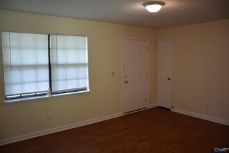 6231 Maywick Dr NW in Huntsville, AL - Building Photo - Building Photo