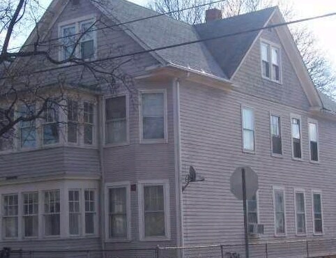 68-70 First St in Hamden, CT - Foto de edificio