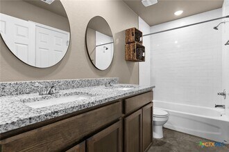 2011 Wood St in Killeen, TX - Building Photo - Building Photo