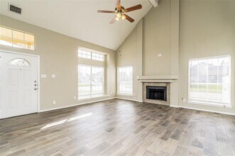 7906 Spinnaker Cove in Rowlett, TX - Building Photo - Building Photo