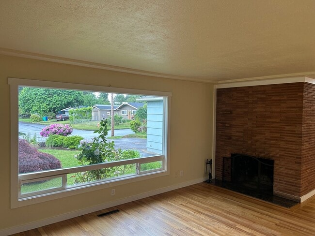 2131 NE 117th Ave in Portland, OR - Building Photo - Building Photo