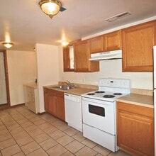 1105 Hamilton Way in Columbia, MO - Foto de edificio - Building Photo