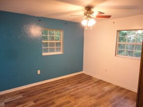 16488 SW 143rd Ave in Archer, FL - Building Photo - Building Photo