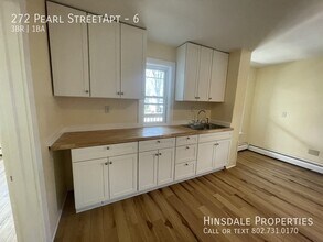 272 Pearl StreetApt in Burlington, VT - Building Photo - Building Photo