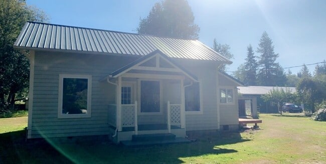 9022 Valley View Rd in Custer, WA - Building Photo - Building Photo