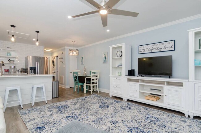 600 Carolina Beach Ave S in Carolina Beach, NC - Building Photo - Building Photo