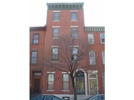 1906 Fairmount Ave in Philadelphia, PA - Building Photo