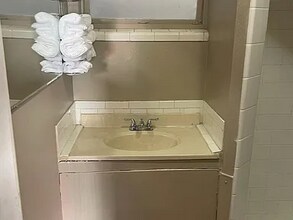 316 E Flaming Gorge Way-Unit -217 in Green River, WY - Building Photo - Building Photo