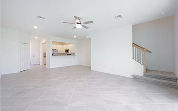 14273 Pine Lodge Ln in Ft. Myers, FL - Building Photo - Building Photo