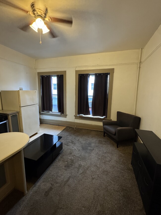 property at 1717 W Burnside St