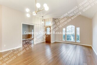 815 Hickory St in Burleson, TX - Building Photo - Building Photo