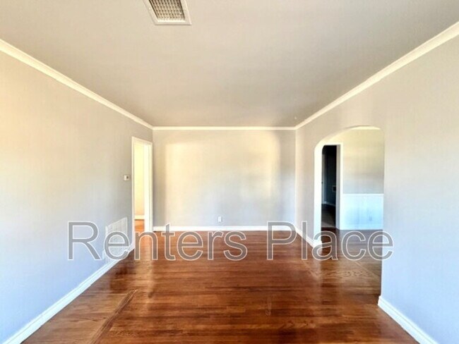 1328 S Erie Ave in Tulsa, OK - Building Photo - Building Photo