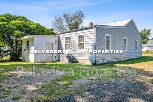 1208 Valley View St in Greensboro, NC - Building Photo