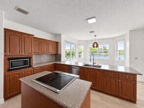 3821 SW 167th Ave in Miramar, FL - Building Photo - Building Photo