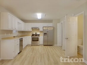 6450 Bonanza Trail in Gainesville, GA - Foto de edificio - Building Photo