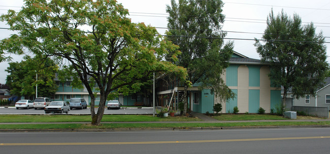 1491 5th St in Springfield, OR - Building Photo - Building Photo