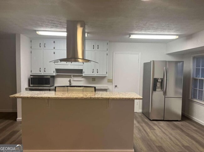 1128 Wildwood Ln in Lawrenceville, GA - Building Photo - Building Photo